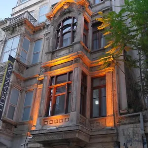 Adamantides Provincia di Istanbul